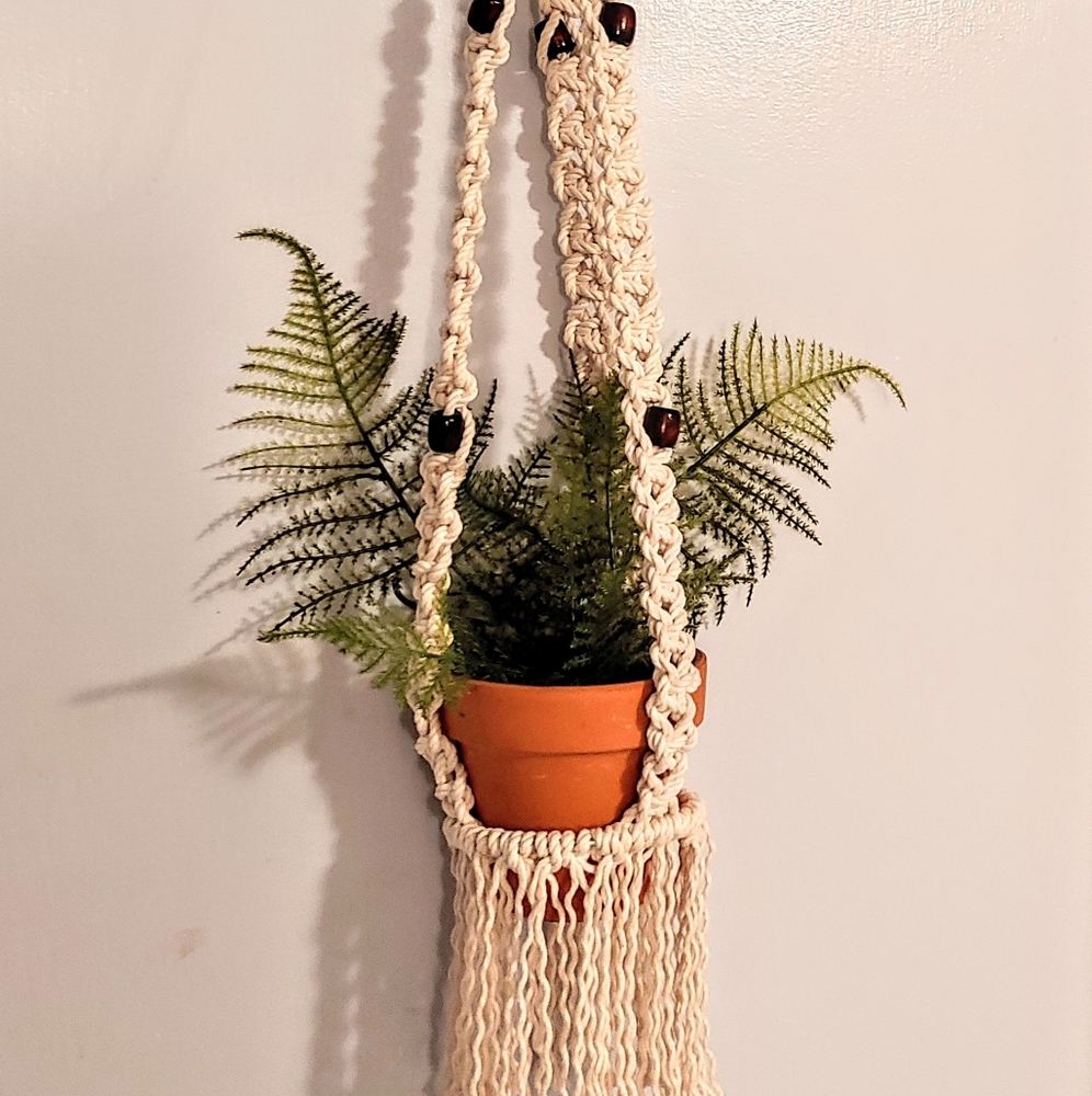 Natural Cotton Country Plant Hanger With Pot - Picture 7 of 8